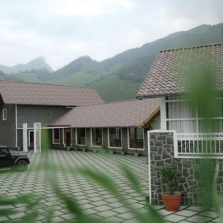 Hotel The Teatree Munnar Suryanelli Esterno foto
