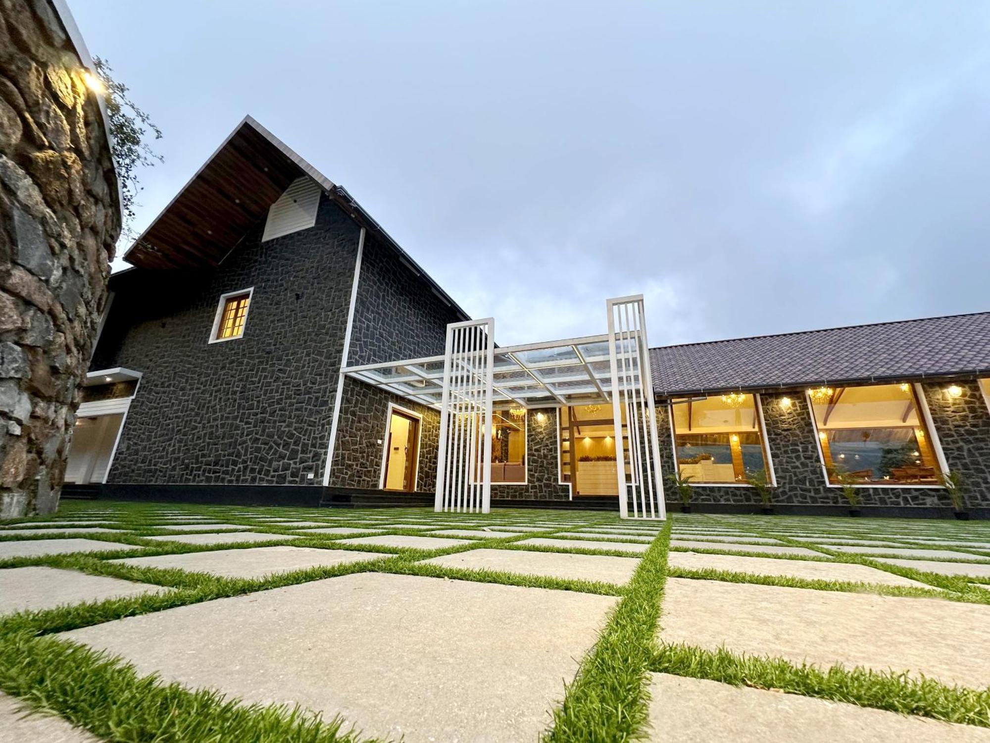 Hotel The Teatree Munnar Suryanelli Esterno foto