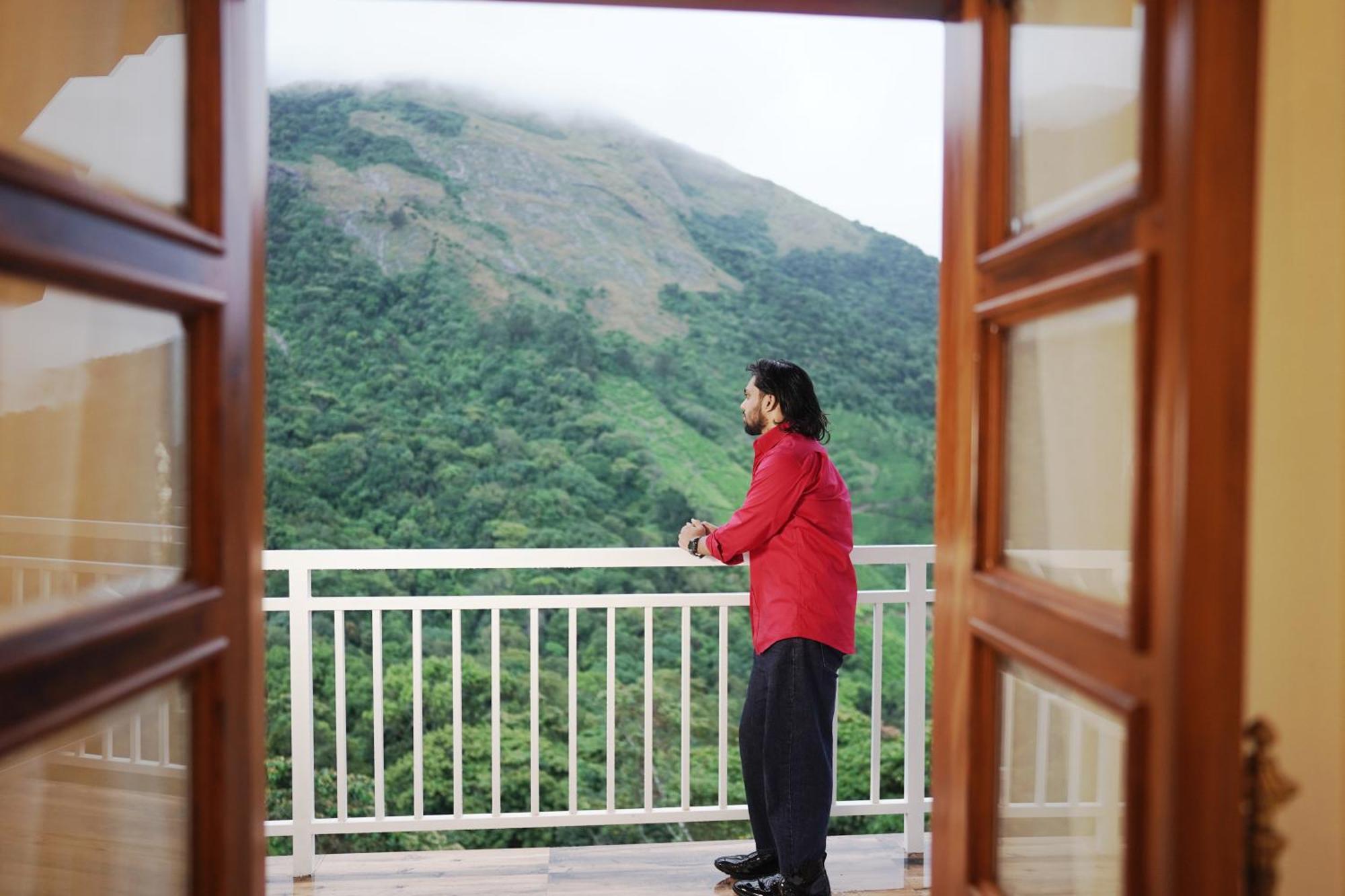 Hotel The Teatree Munnar Suryanelli Esterno foto