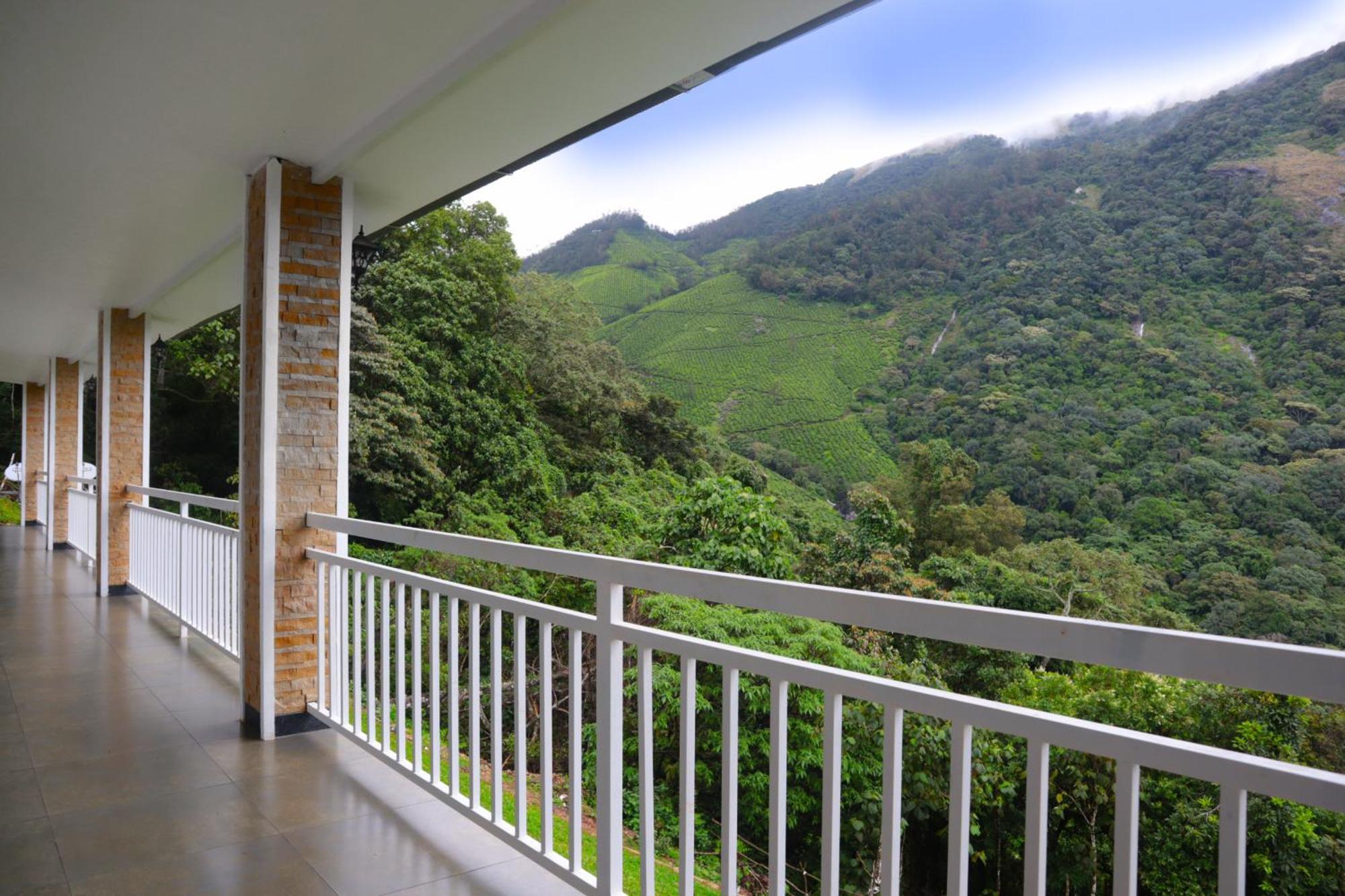 Hotel The Teatree Munnar Suryanelli Esterno foto