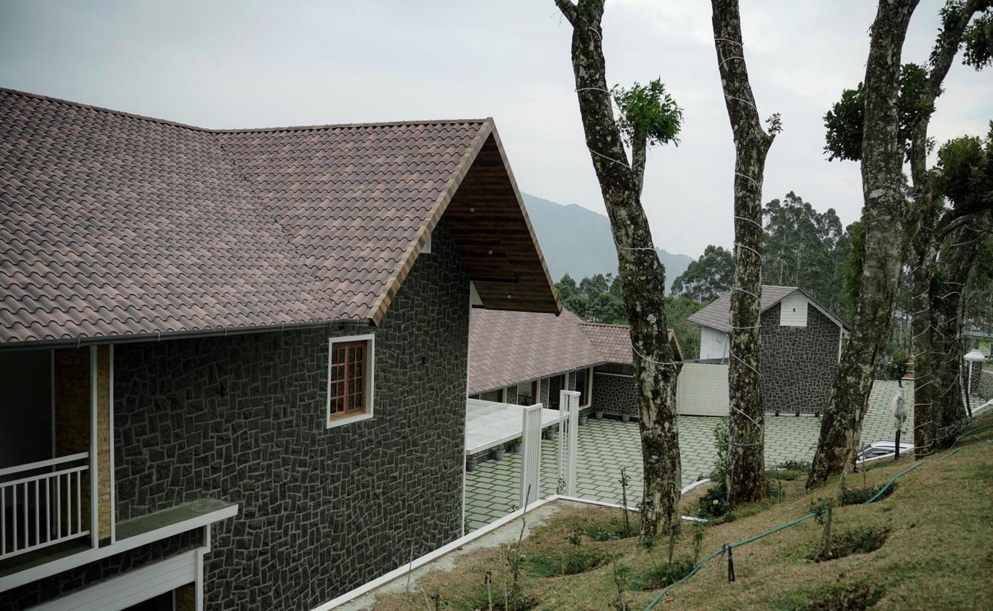 Hotel The Teatree Munnar Suryanelli Esterno foto
