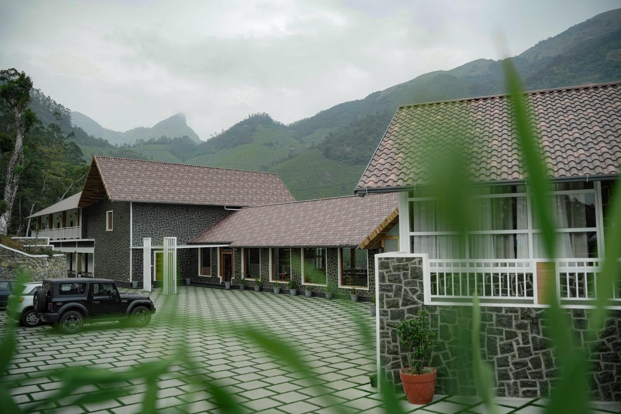 Hotel The Teatree Munnar Suryanelli Esterno foto