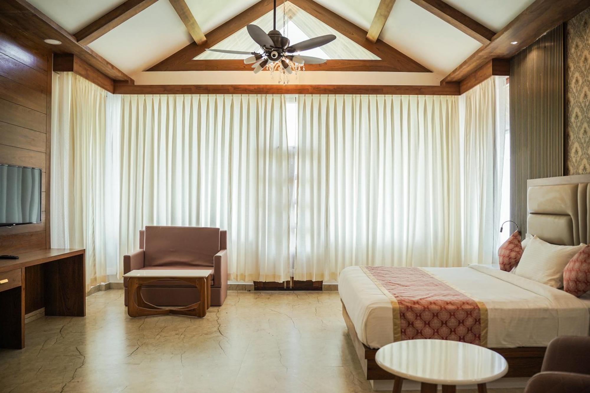 Hotel The Teatree Munnar Suryanelli Esterno foto