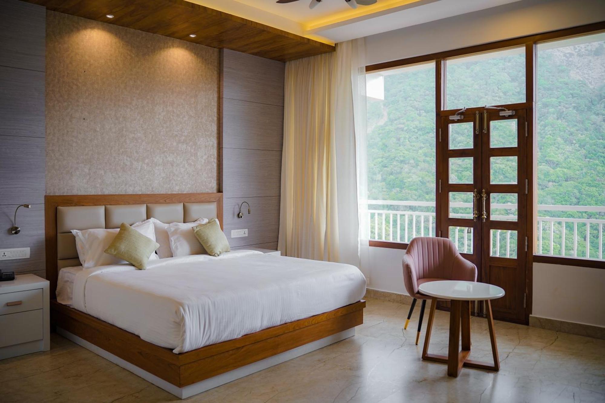Hotel The Teatree Munnar Suryanelli Esterno foto