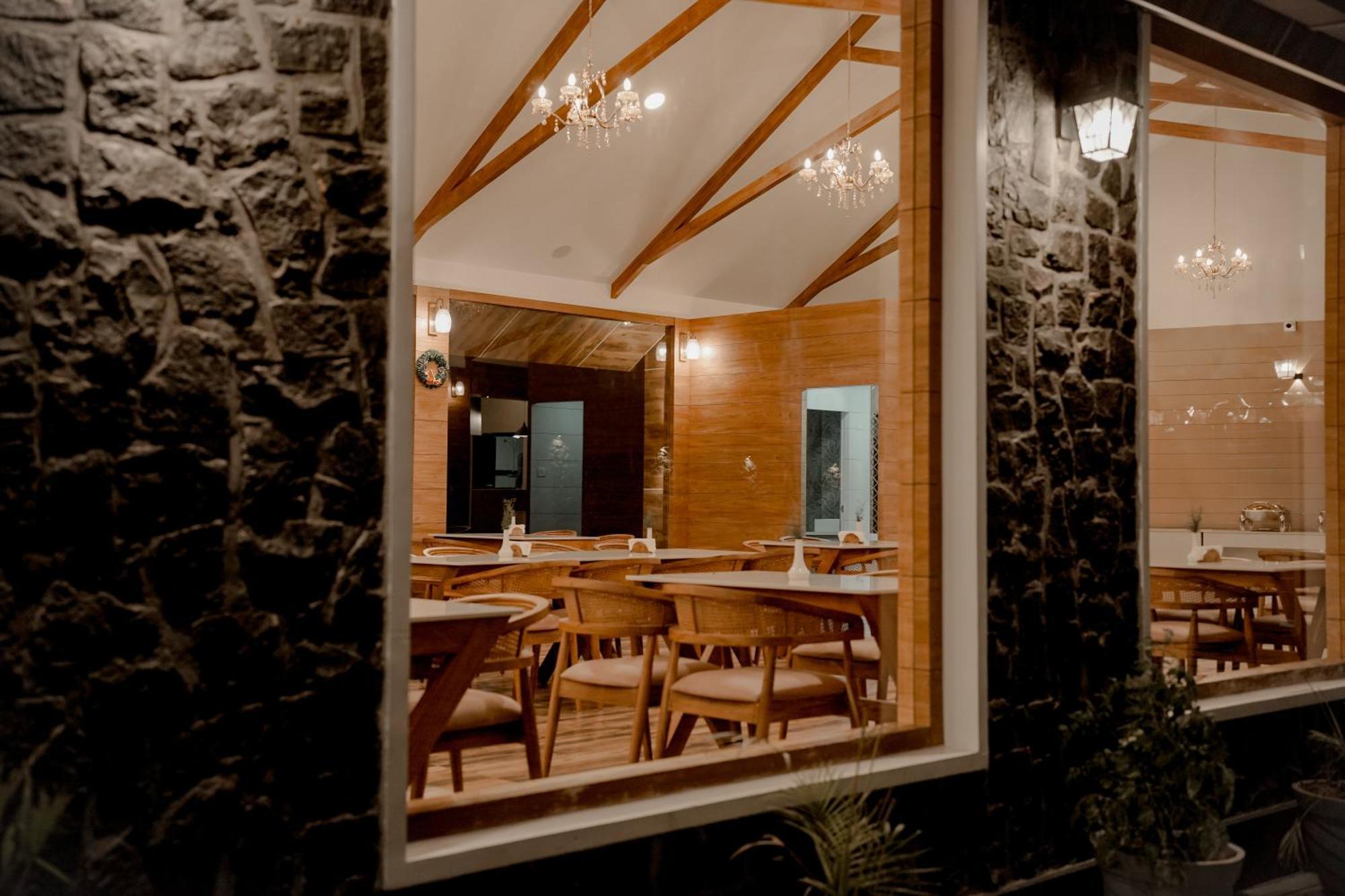 Hotel The Teatree Munnar Suryanelli Esterno foto