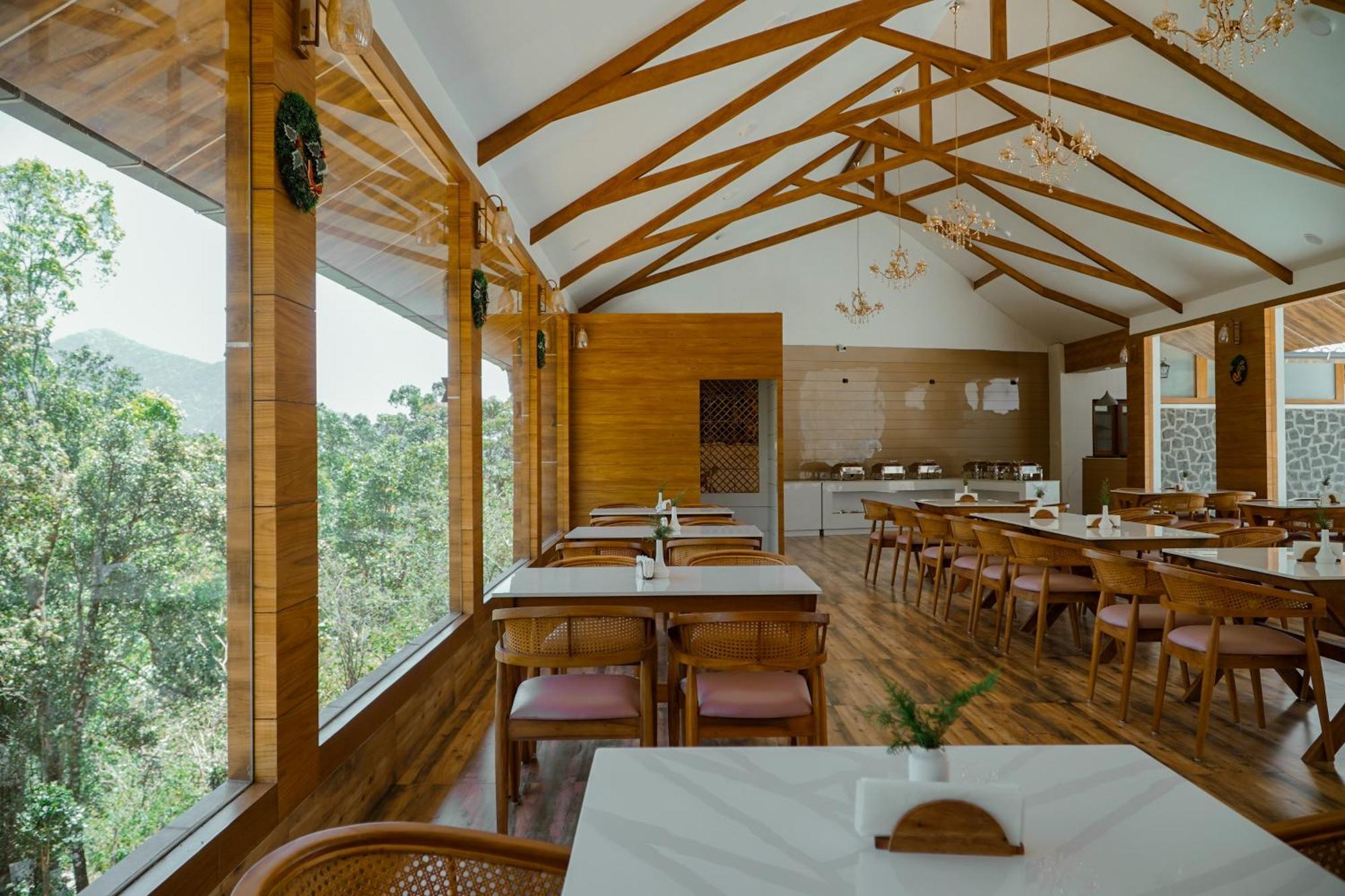 Hotel The Teatree Munnar Suryanelli Esterno foto